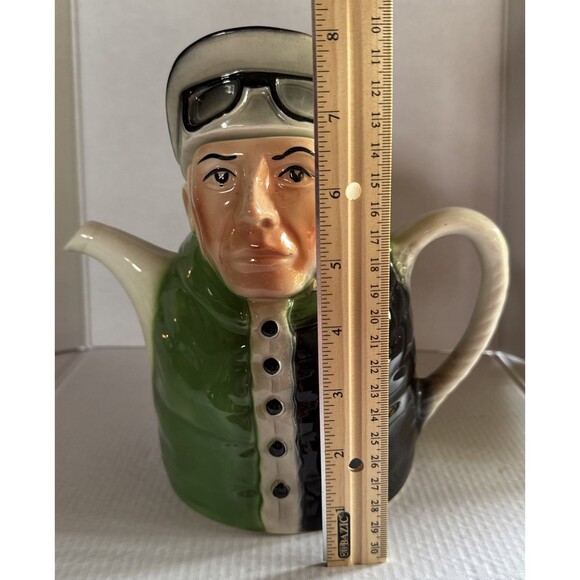 Vintage Tony Wood Teapot Horse Racing Jockey Made In England Lester Piggott - Picture 7 of 7